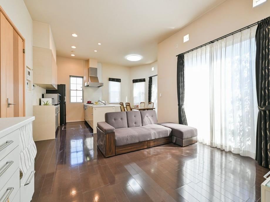 4LDK house in Takarazuka, Hyogo - Photo 1
