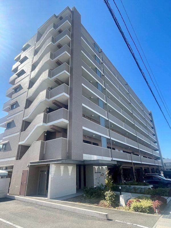 3LDK apartment in Niihama, Ehime - Photo 1