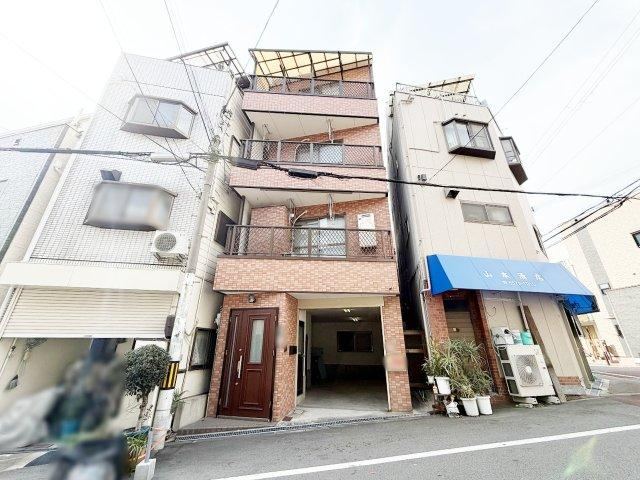 5DK house in Minato Ward, Osaka - Photo 1