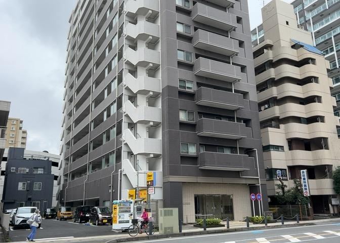 Functional 2LDK Apartment in Atsugi - Photo 1