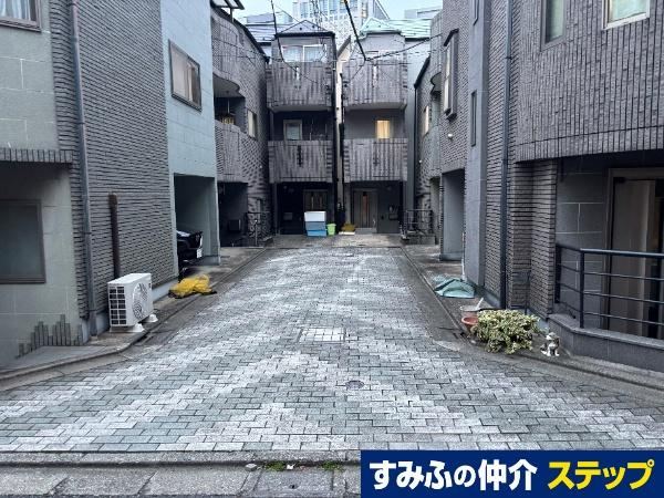 Charming 1LDK+2S Detached House Near Shinagawa Station - Photo 1