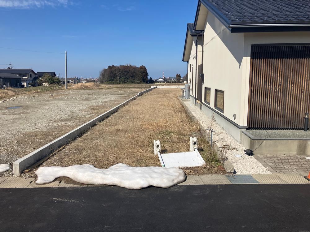 319 m² land in Toyama, Toyama - Photo 1