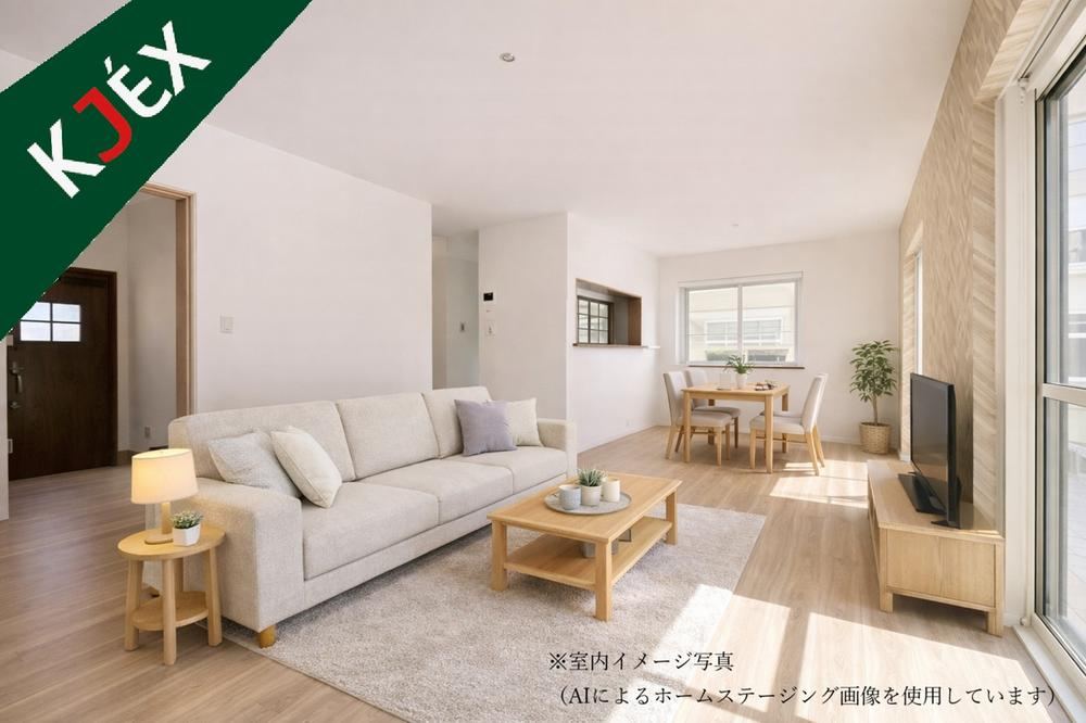 4LDK house in Hatsukaichi, Hiroshima - Photo 1