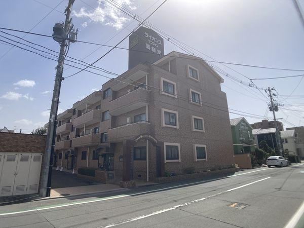 Bright 2DK Apartment in Wakabayashi Ward - Photo 1