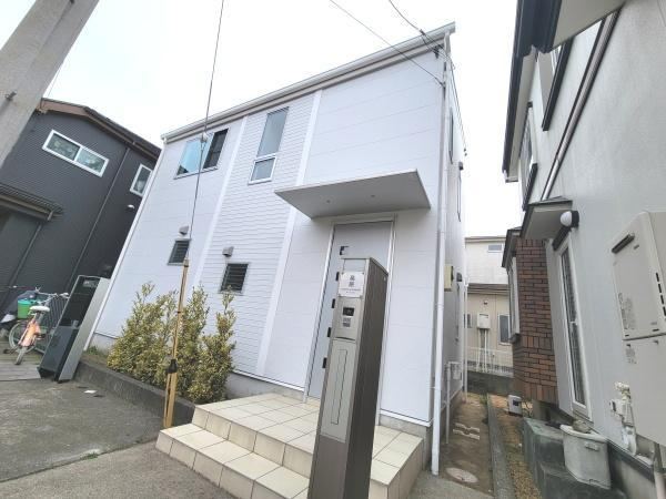 Bright 3LDK House with Modern Features in Fujisawa - Photo 1