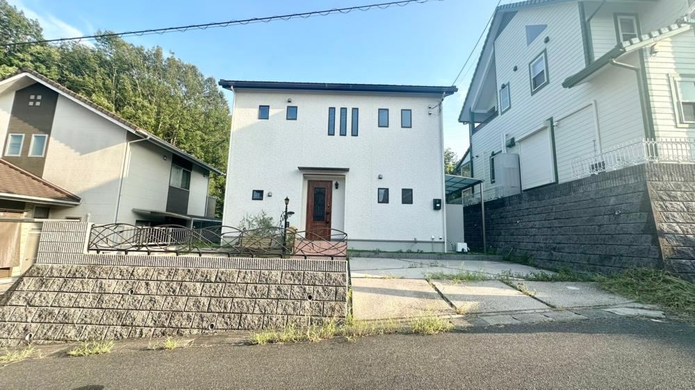 3LDK house in Kasaoka, Okayama - Photo 1