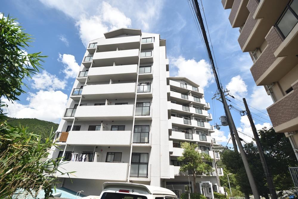 3LDK apartment in Kita Ward, Kobe, Hyogo - Photo 1