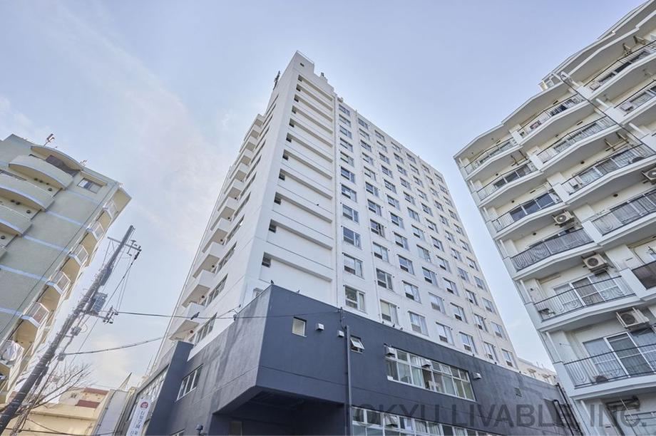 Spacious 1K Apartment Near Sakurajyosui Station - Photo 1