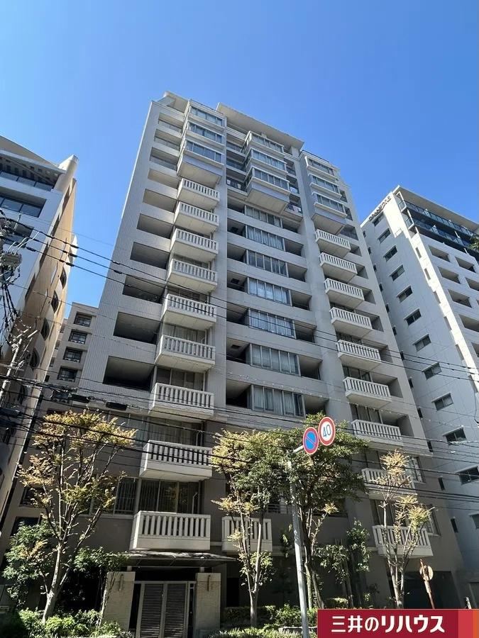 3LDK+S apartment in Chuo Ward, Fukuoka - Photo 1