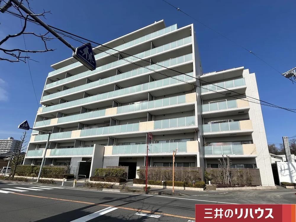 Modern 3LDK Apartment in Kawaguchi - Photo 1