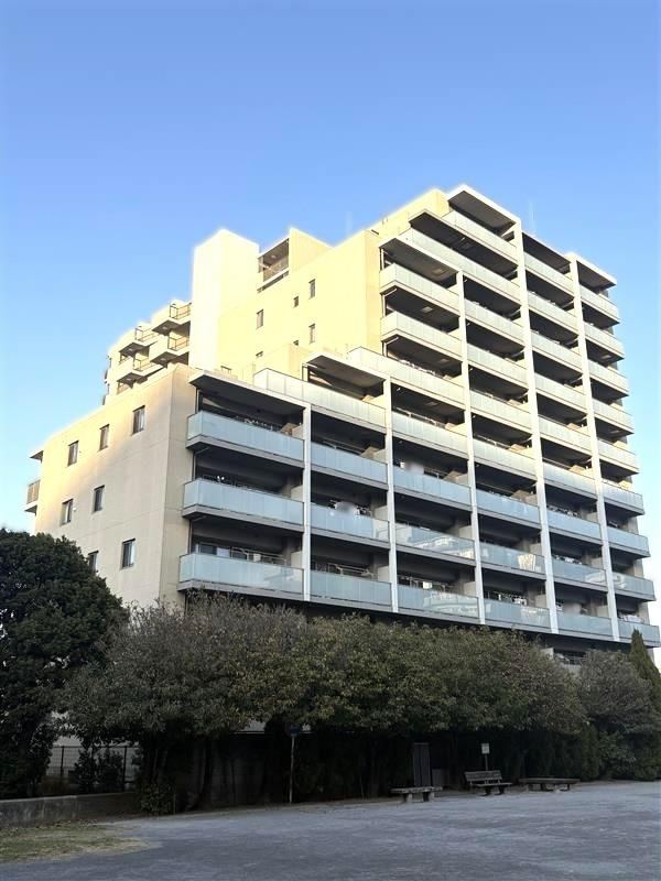 2LDK apartment in Koto Ward, Tokyo - Photo 1