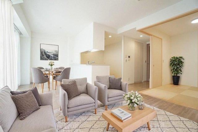 Modern 3LDK Apartment Near Tsujido Station - Photo 1
