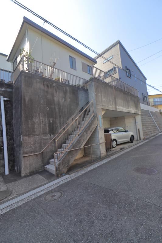 Stylish 2LDK+S House in Yokohama - Photo 1