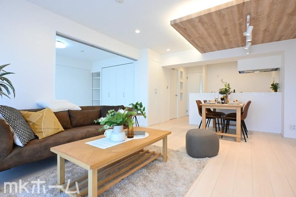 Welcoming 3LDK Apartment in Katsutadai - Photo 1