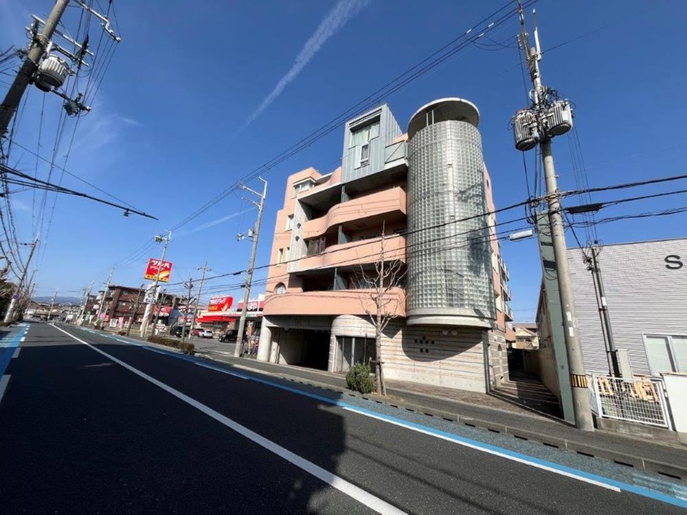 2LDK apartment in Amagasaki, Hyogo - Photo 1