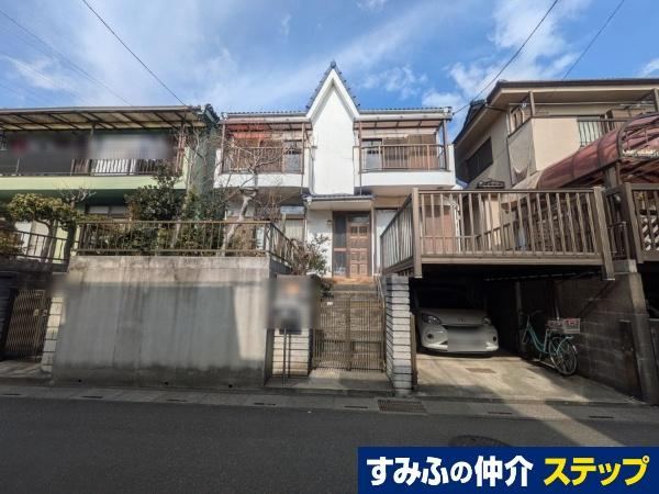 Spacious 5DK House with Good Sunlight - Photo 1