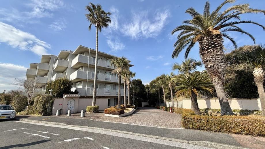 3LDK Apartment in Okamura - Photo 1