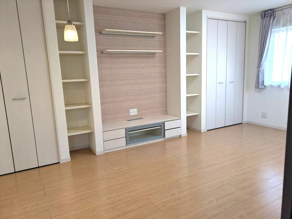 3LDK+S house in Toyonaka, Osaka - Photo 1