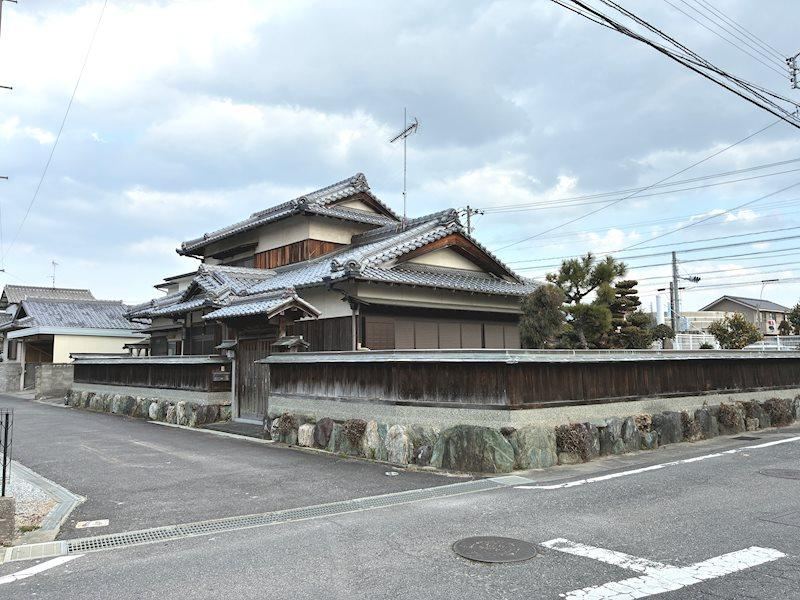 6DK house in Tsu, Mie - Photo 1