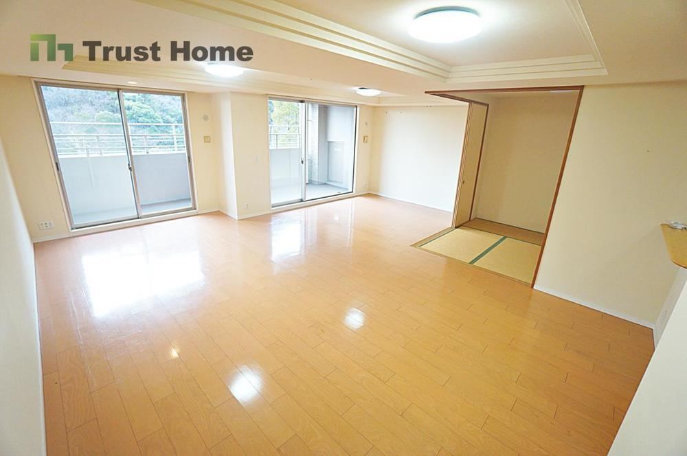 3LDK apartment in Ashiya, Hyogo - Photo 1