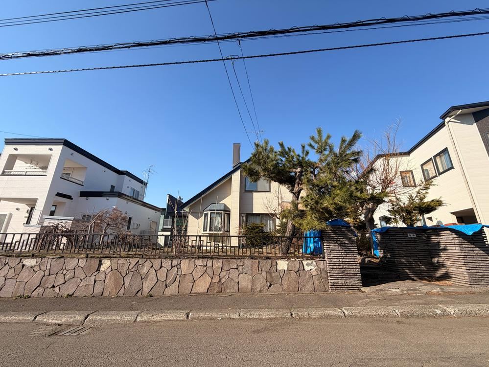 300 m² land in Atsubetsu Ward, Sapporo, Hokkaido - Photo 1
