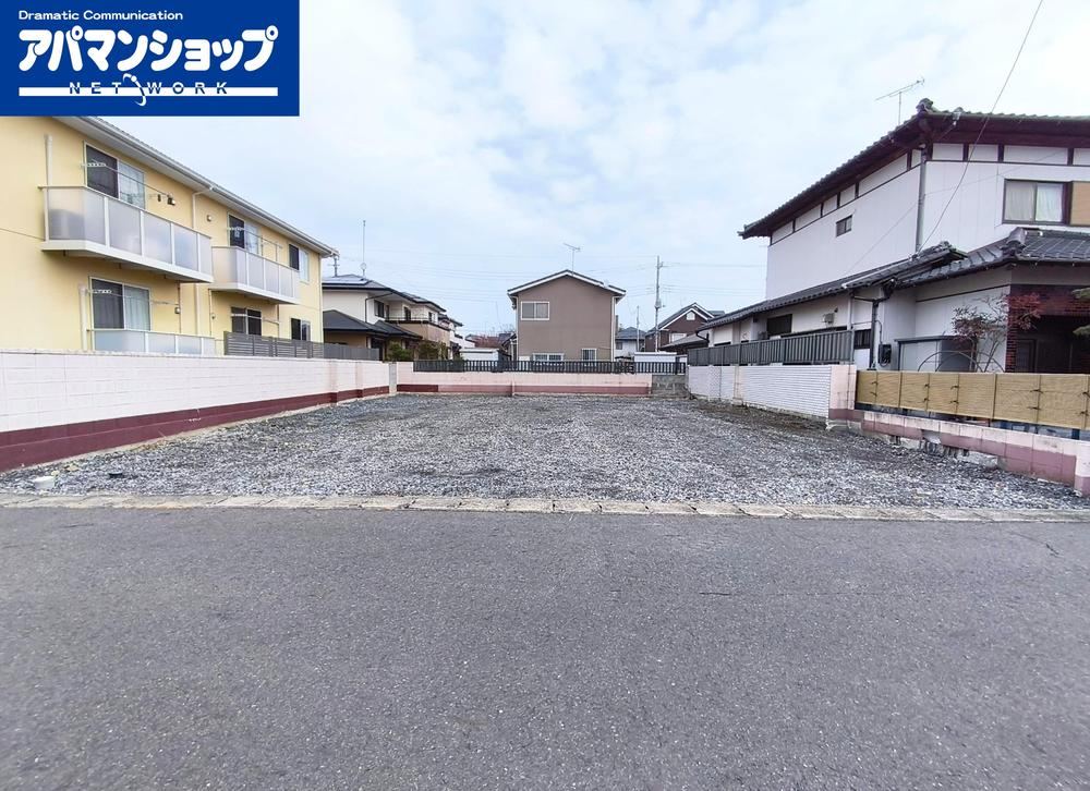Spacious Land in Higashi-Ishikawa - Photo 1