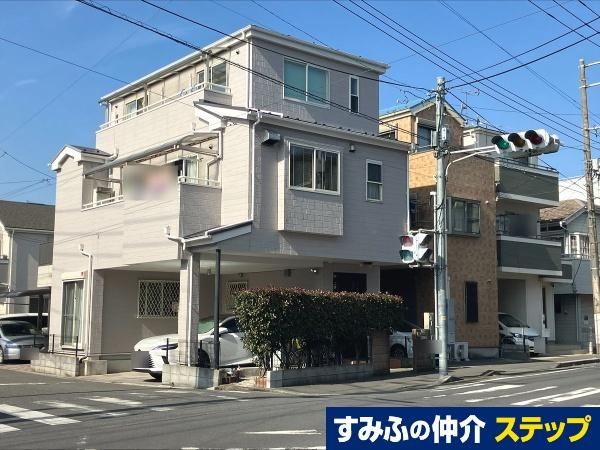 Spacious 3LDK House in Nakaaoki - Photo 1