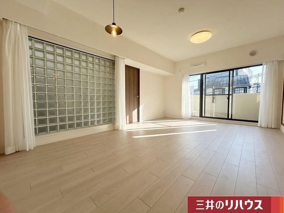 Spacious 4LDK Apartment in Yokohama - Photo 1