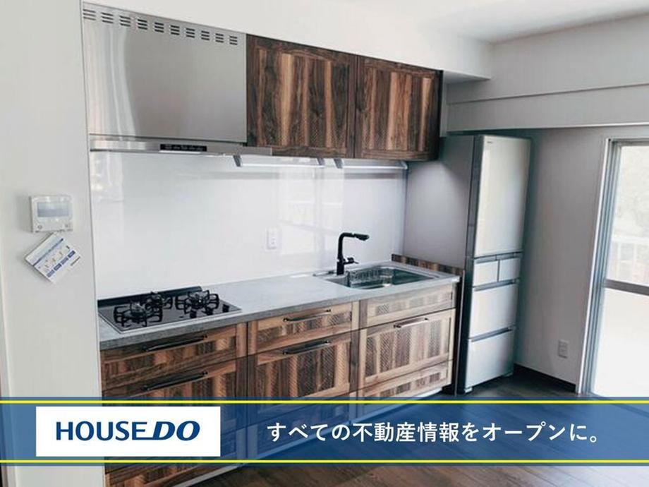 2LDK apartment in Kokurakita Ward, Kitakyushu, Fukuoka - Photo 1