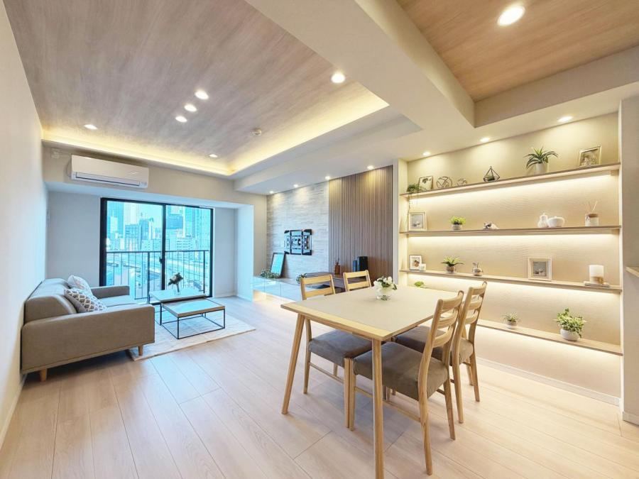 Stylish 3LDK Apartment with Balcony in Sakashita, Tokyo - Photo 1