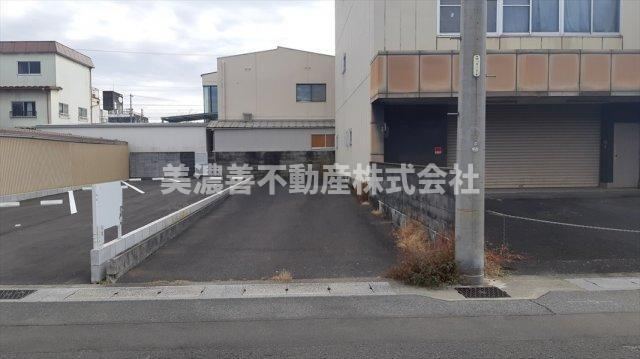 99 m² land in Gifu, Gifu - Photo 1