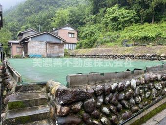 plot of land in Gujo