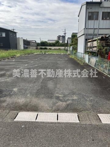 337 m² land in Hashima, Gifu - Photo 1