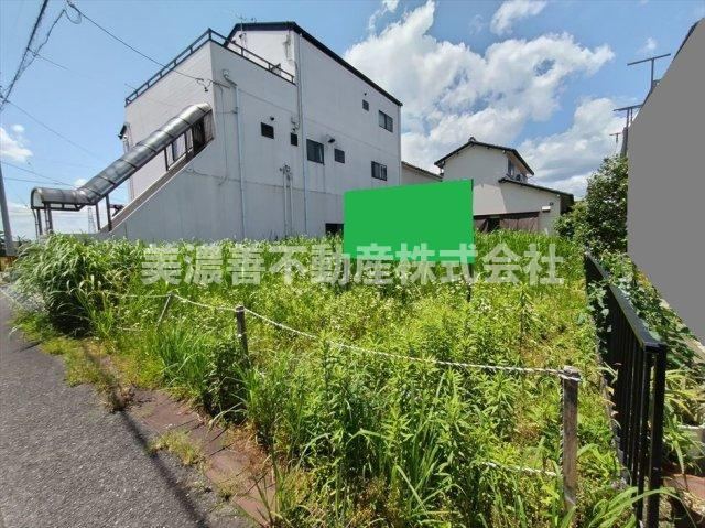 162 m² land in Motosu, Gifu - Photo 1
