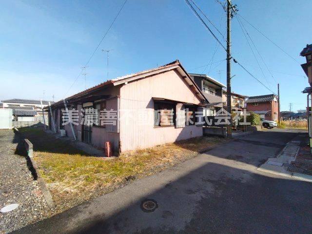 319 m² land in Gifu, Gifu - Photo 1