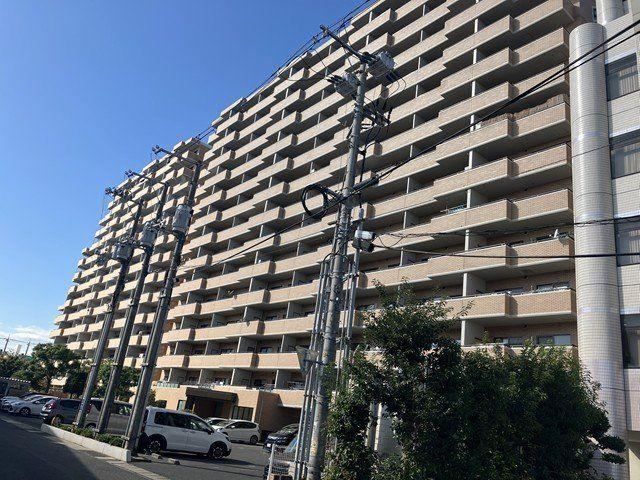 3LDK apartment in Kita Ward, Okayama - Photo 1