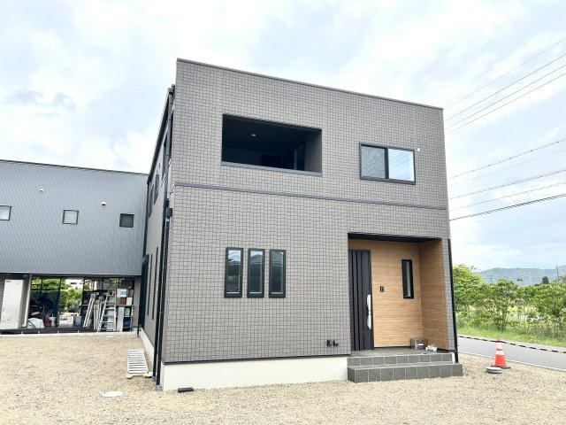 4LDK+S house in Gifu, Gifu - Photo 1