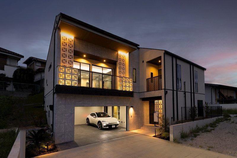 4LDK house in Toyonaka, Osaka - Photo 1