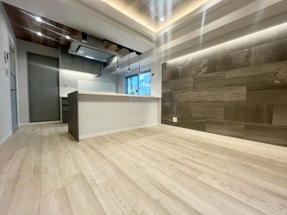 2LDK apartment in Bunkyo Ward, Tokyo - Photo 1