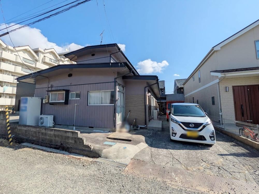 Spacious 5LDK House Near Shiogama Station - Photo 1
