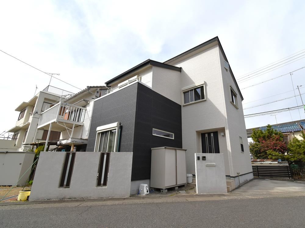 Charming 2LDK House Near Kawamura Station - Photo 1