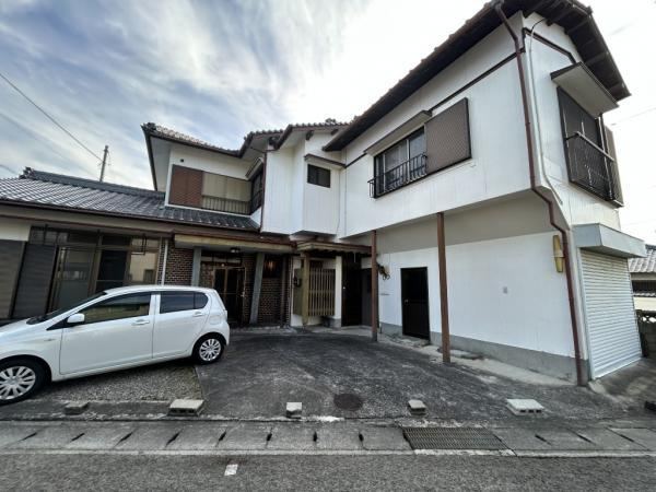 8DK house in Niihama, Ehime - Photo 1