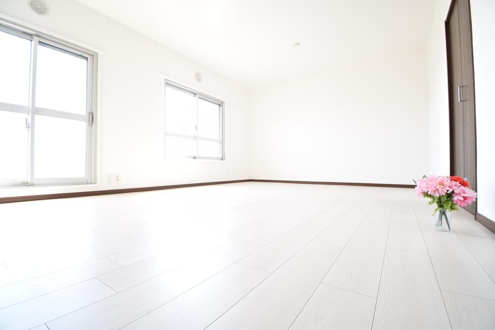 Gift Voucher Promotion for 2LDK Apartment - Photo 1