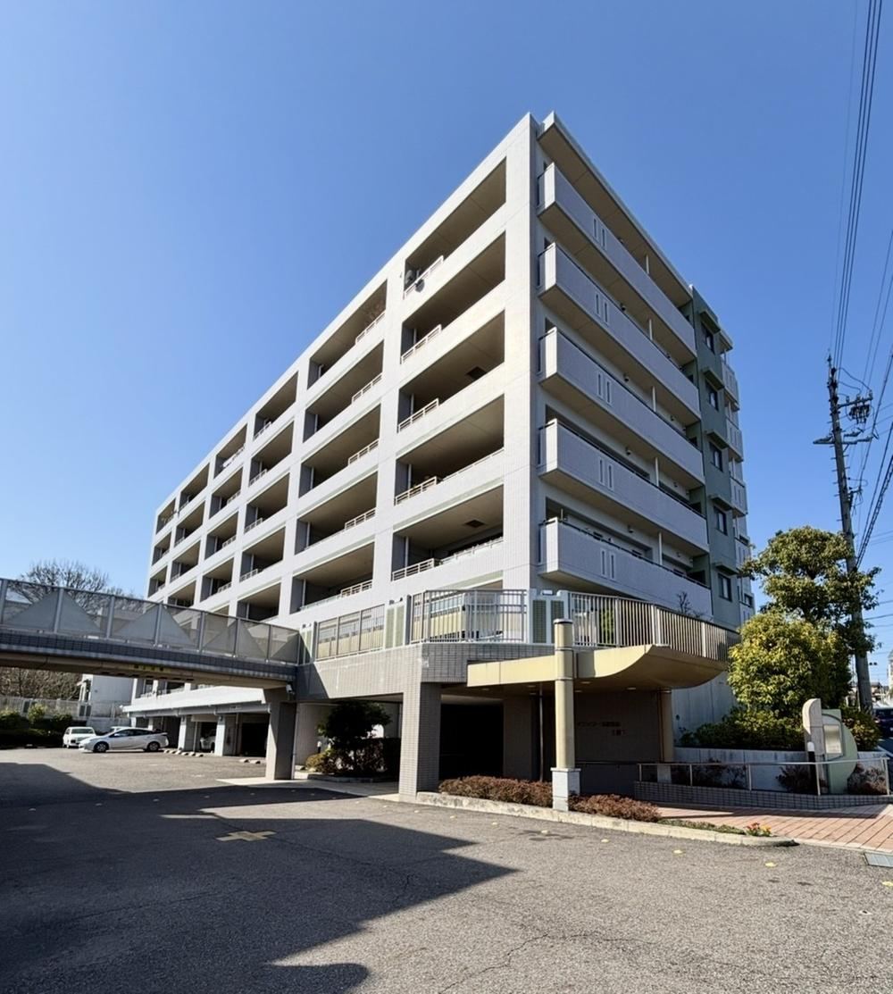 4LDK apartment in Tempaku Ward, Nagoya, Aichi - Photo 1