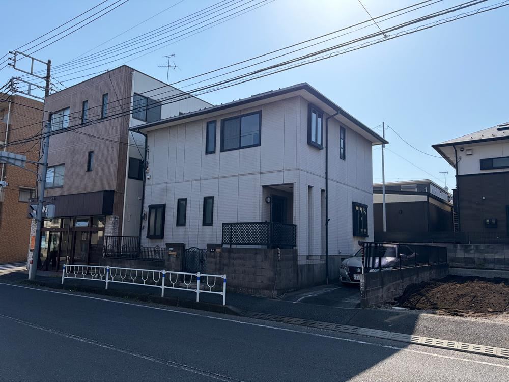 Modern 4LDK Detached House in Seishin, Sagamihara - Photo 1
