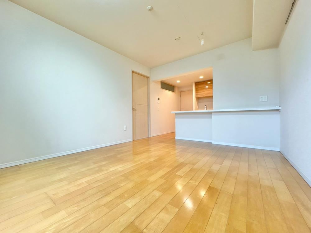 Renovated 2LDK Apartment Near Harakuchi Nakayama Station - Photo 1
