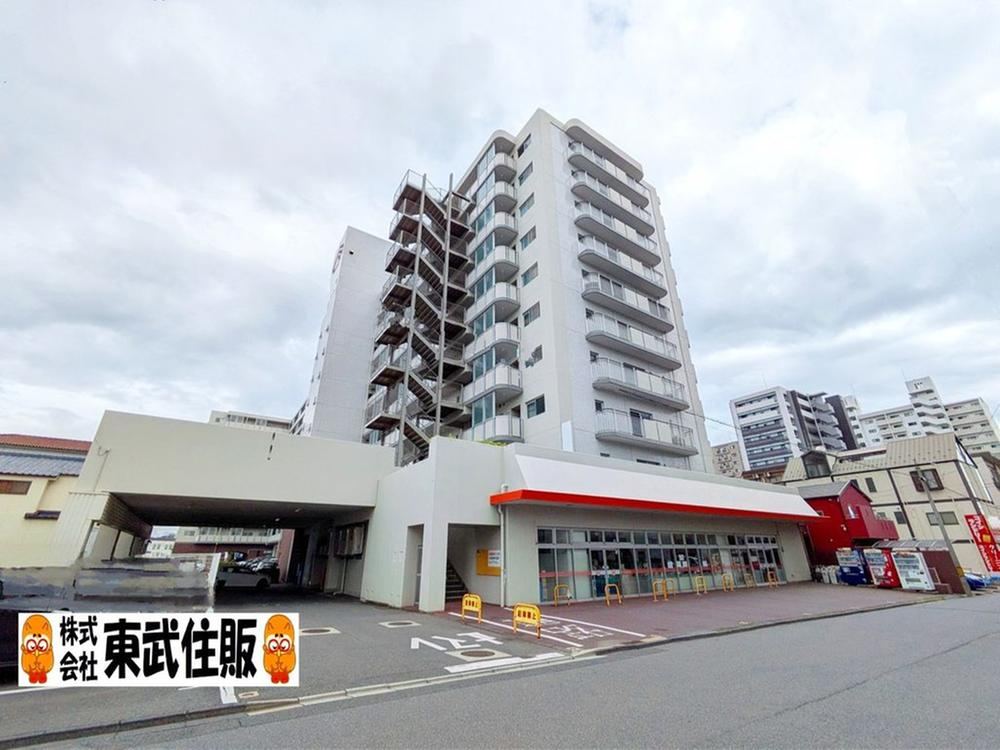 4LDK apartment in Shunan, Yamaguchi - Photo 1