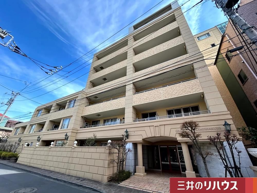 Charming 3LDK Apartment in Ishikami - Photo 1