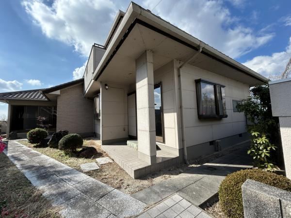 Spacious 6LDK House with Garden in Nagoya - Photo 1