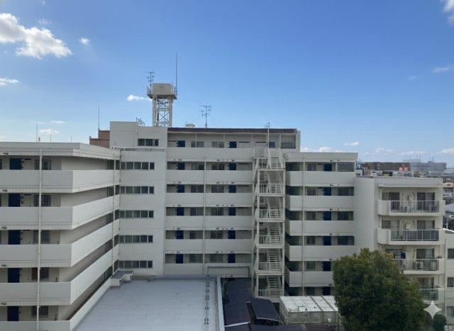 Bright 3LDK Apartment in Ichikawa - Photo 1